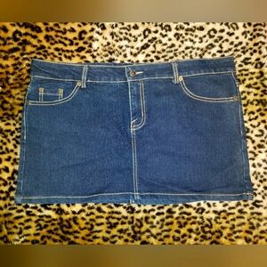 Vintage Premium HK Denim Low Rise 5 Pocket Mini Skirt 13 Hot Topic Punk Emo Nwot